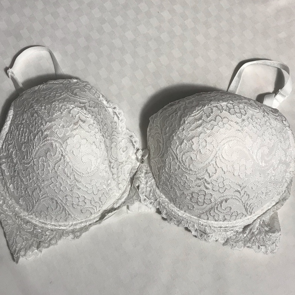 Smart & Sexy White Lace Push-Up Bra - Elegant Support 40D